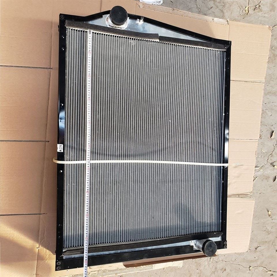 1301010A76A FAW J6 Radiator factory