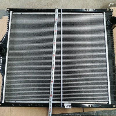 Heavy Truck Radiator Heavy Truck Radiator